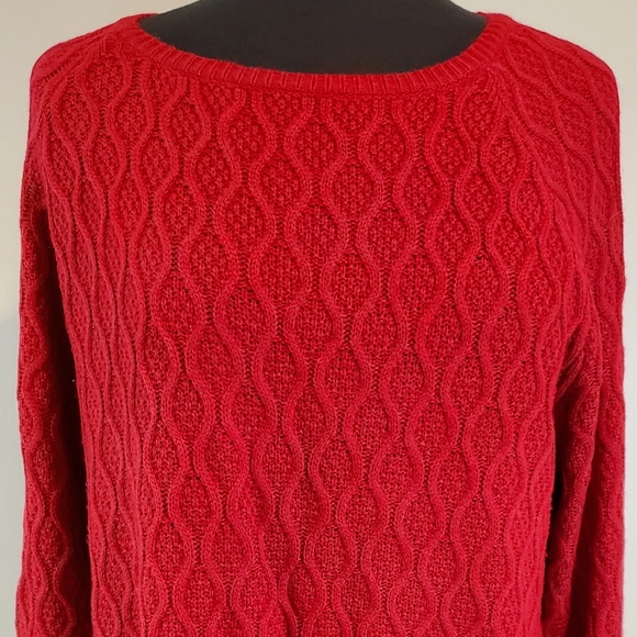 ➕ 89th & Madison Cableknit Sweater - Picture 4 of 4